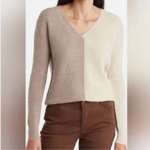 Magaschoni Women’s 100% Cashmere V Neck Colorblock Sweater Size M